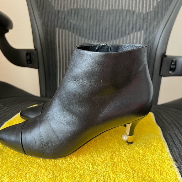 Chanel booties - Picture 4 of 9
